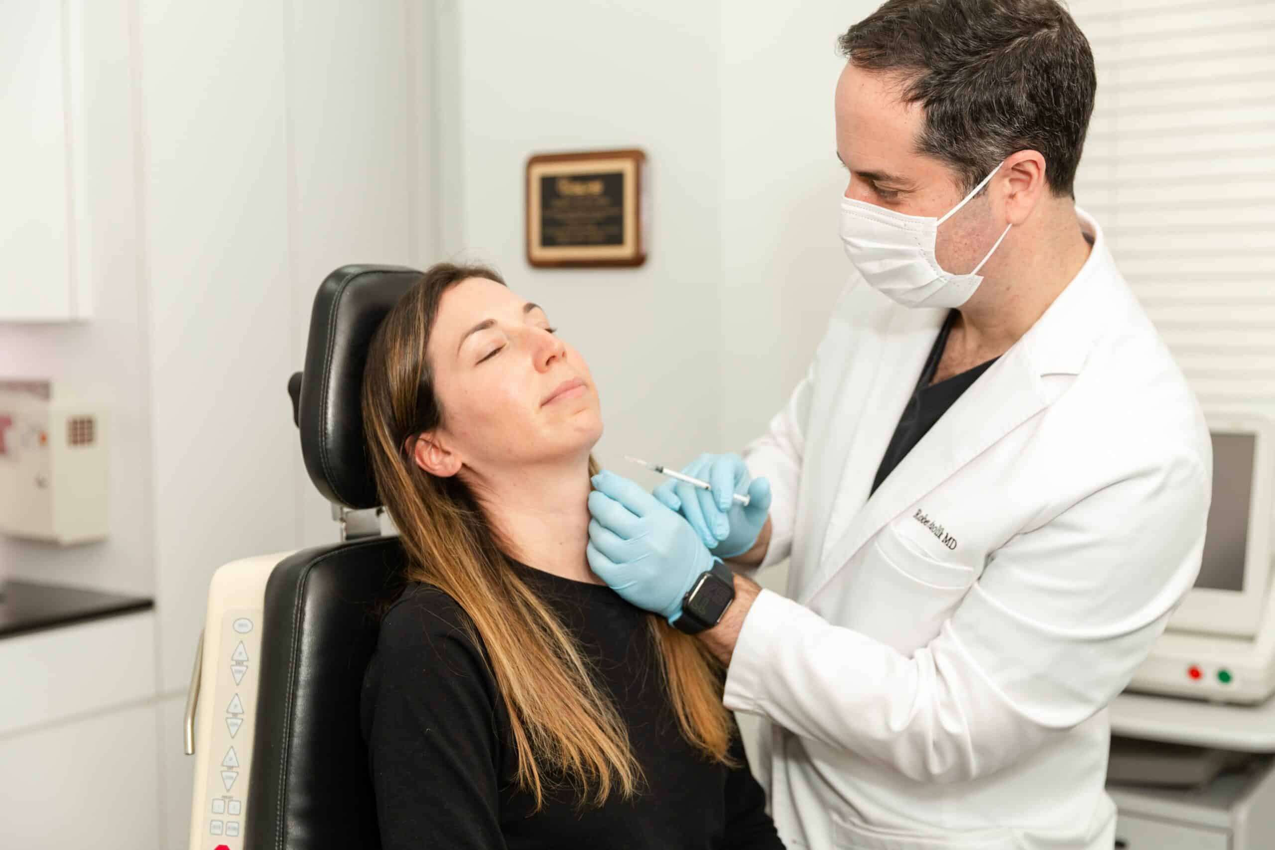 lsscny-nyc-neck-botox LSSNY dr-stern-treating-female-patient-injectable new york ny